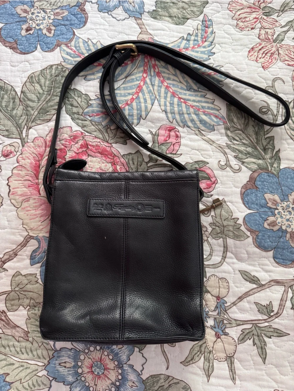 Vintage Fossil 1954 Black Leather Crossbody 75052